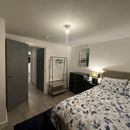 Sapphire Suite Bedford Exterior photo